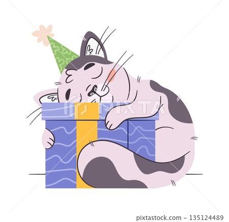 Happy kitten with birthday gift 135124489