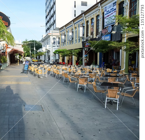 Dining outdoors on Penang Island, Malaysia 135127793