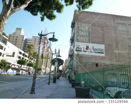 洛杉磯市中心 135129566