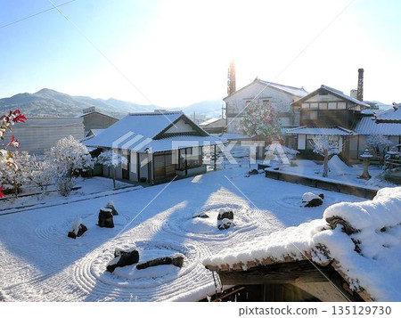 Snow-covered Entsuji Temple (Saijo-cho, Higashihiroshima City) 135129730