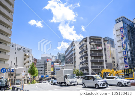 神奈川縣橫濱市街景:神奈川站 神奈川縣橫濱市街景:神奈川站 135133433