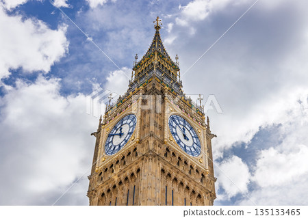 Elizabeth Tower Big Ben Landmark in London, England Elizabeth Tower Big Ben Landmark in London, England 135133465