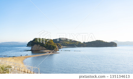 香川縣小豆島美麗的“天使之路” 香川縣小豆島美麗的“天使之路” 135134613