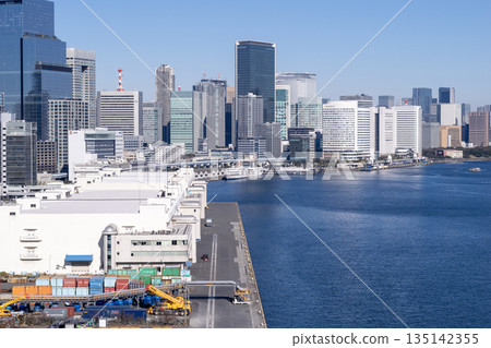 Tokyo Bay harbor and skyscrapers Tokyo Bay harbor and skyscrapers 135142355