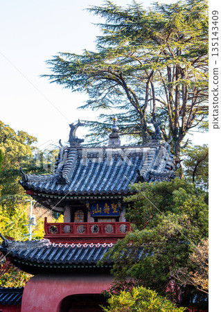 記憶中,紅色站在山坡盡頭 記憶中,紅色站在山坡盡頭 135143409