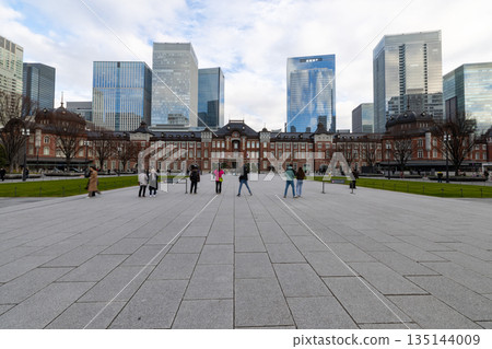 冬季的東京車站 135144009