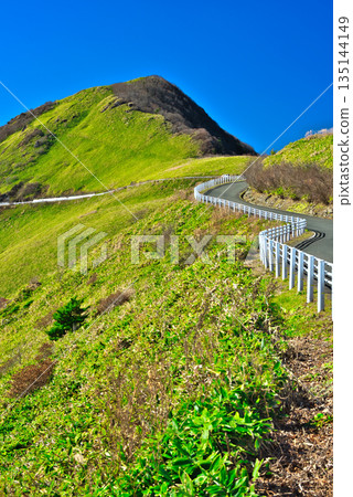 UFO Line (Chōdō Kamegamori Line) 135144149