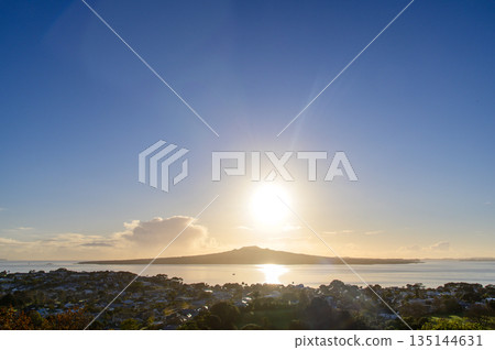 Beautiful scenery of Mount Victoria in Auckland, New Zealand Beautiful scenery of Mount Victoria in Auckland, New Zealand 135144631