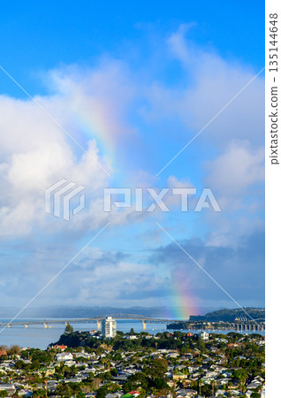 紐西蘭奧克蘭維多利亞山的優美景色 135144648