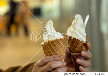 Eat soft cream Eat soft cream 135153382