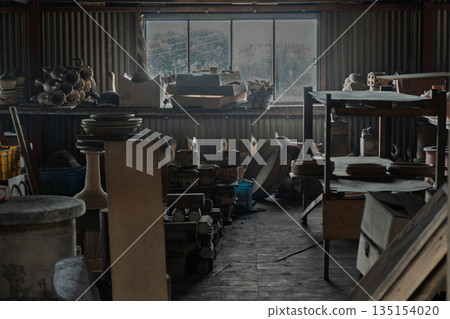 Photographing the only remaining climbing kiln in Shigaraki, a pottery town in Koka City, Shiga Prefecture 135154020