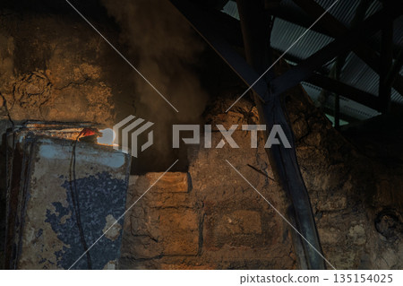 拍攝滋賀縣甲賀市陶器之鄉信樂町僅存的一座爬窯。 135154025