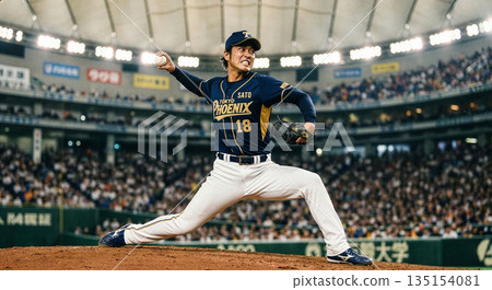 職業棒球投手投出的強勁球震動了穹頂 135154081