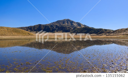 Mount Aso, Kusasenrigahama and Mount Eboshi in Kumamoto Prefecture Mount Aso, Kusasenrigahama and Mount Eboshi in Kumamoto Prefecture 135155062