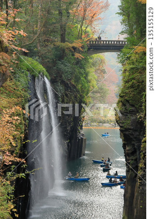 宮崎縣高千穗町高千穗峽真奈瀑布 宮崎縣高千穗町高千穗峽真奈瀑布 135155129