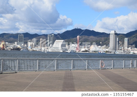January 8, 2026 Kobe Port January 8, 2026 Kobe Port 135155467