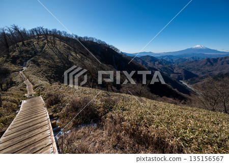 Mount Tono and Mount Tanzawa, Kanagawa Prefecture Mount Tono and Mount Tanzawa, Kanagawa Prefecture 135156567