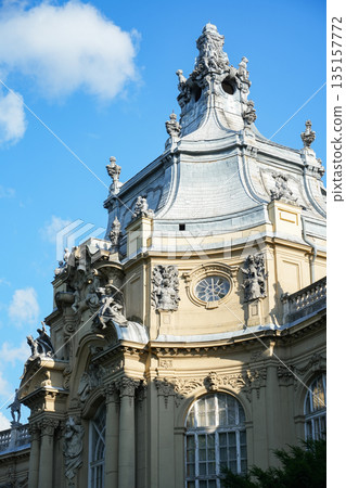 匈牙利_布達佩斯_沃伊達奇城堡 135157772