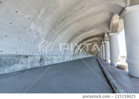 北海道稚內市：被選為北海道遺產的稚內港北防波堤圓頂內 135159025