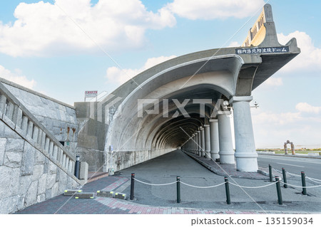 北海道稚內市稚內港北防波堤圓頂被指定為北海道遺產 135159034