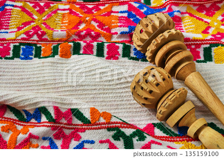 用於製作巧克力的墨西哥 molinillo 炊具 135159100