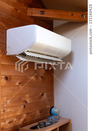 Air conditioning in the room… Air conditioning in the room… 135160428