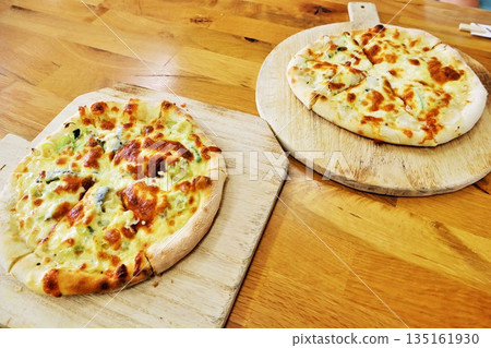 Pizza 135161930