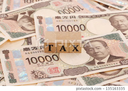 TAX 10,000 yen bill 135163335