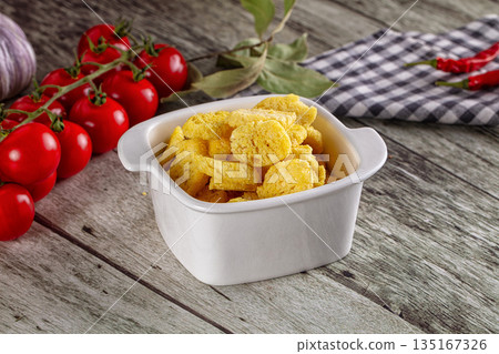 Fried crispy crouton bread slices Fried crispy crouton bread slices 135167326