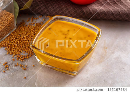 Honey and mustard sauce flavor seasoning dip 135167384