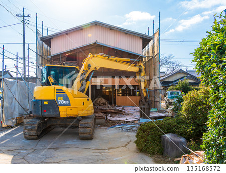 老木屋拆除現場 老木屋拆除現場 135168572