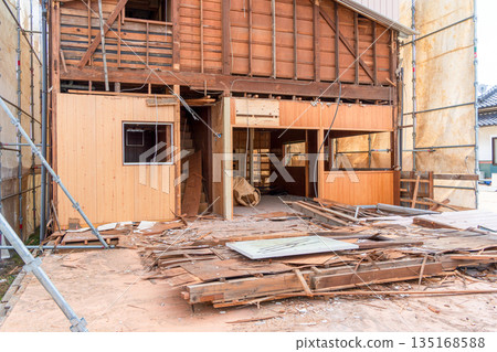 老木屋拆除現場 135168588