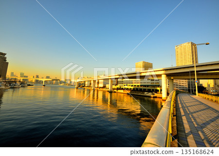 Tokyo Odaiba, Shuto Expressway Bayshore Route, Ariake Junction evening view 135168624