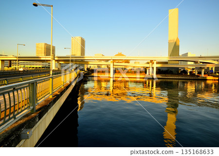 Tokyo Odaiba, Shuto Expressway Bayshore Route, Ariake Junction evening view Tokyo Odaiba, Shuto Expressway Bayshore Route, Ariake Junction evening view 135168633