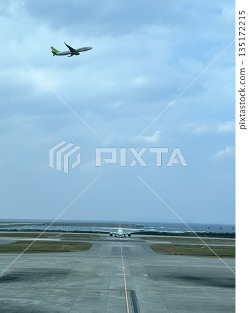 airplane taking off airplane taking off 135172215