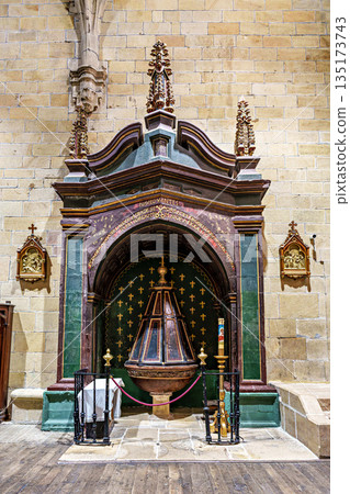 The Church of Santa Maria de la Asuncion y del Manzano in Hondar 135173743