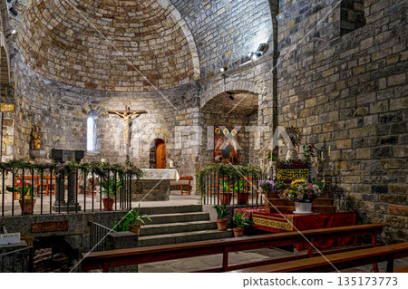 Interior of the Romanesque Holy Mary Church, Iglesia de Santa Ma 135173773