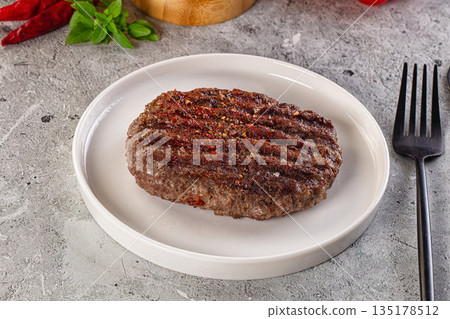 Hot Grilled beef burger cutlet Hot Grilled beef burger cutlet 135178512