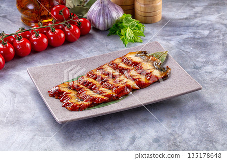 Grilled eel with unagi sauce 135178648