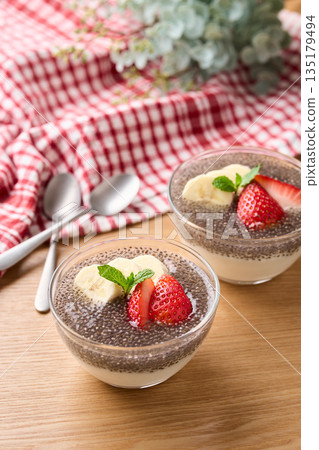 奇亞籽酸奶 135179494