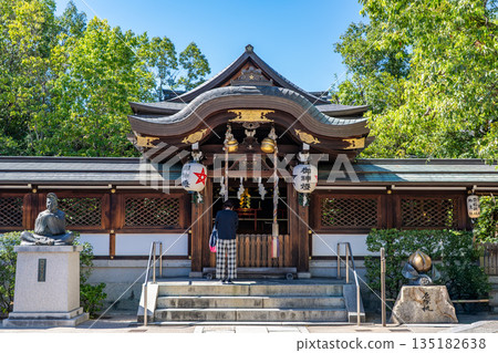 Onmyoji: Seimei Shrine, located on the site of Abe no Seimei's former residence, in Seimeicho, Kamigyo Ward, Kyoto City. 135182638