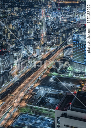 橫濱高速公路夜景 橫濱高速公路夜景 135182912