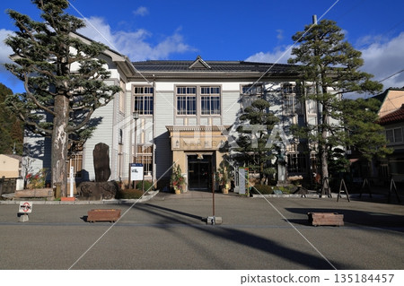 Gujo Hachiman 135184457