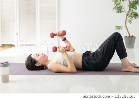 婦女行使 135185165