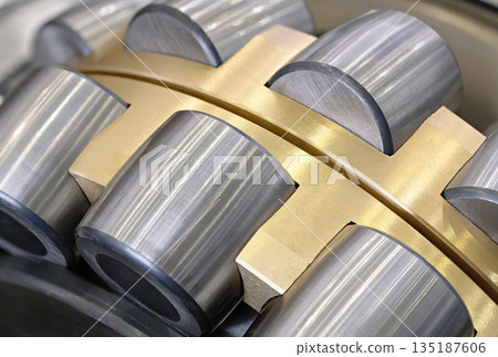 Disassembled roller bearing 135187606