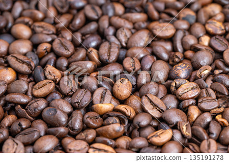 Warm rustic atmosphere showcasing toasted beans and natural aromas, Charming countryside cafe ambiance featuring aromatic roasted beans and matte finish effects 135191278