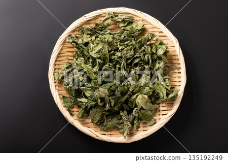 桑葉 茶葉 135192249