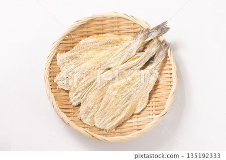 [Hokkaido] Filled small dried seafood products 135192333
