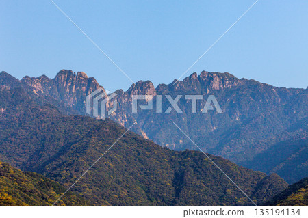 永田山，世界自然遺產；屋久島，神靈居住的島嶼（春季） 135194134
