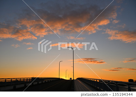 Sunrise view of Shinmaiko Sunrise view of Shinmaiko 135194344